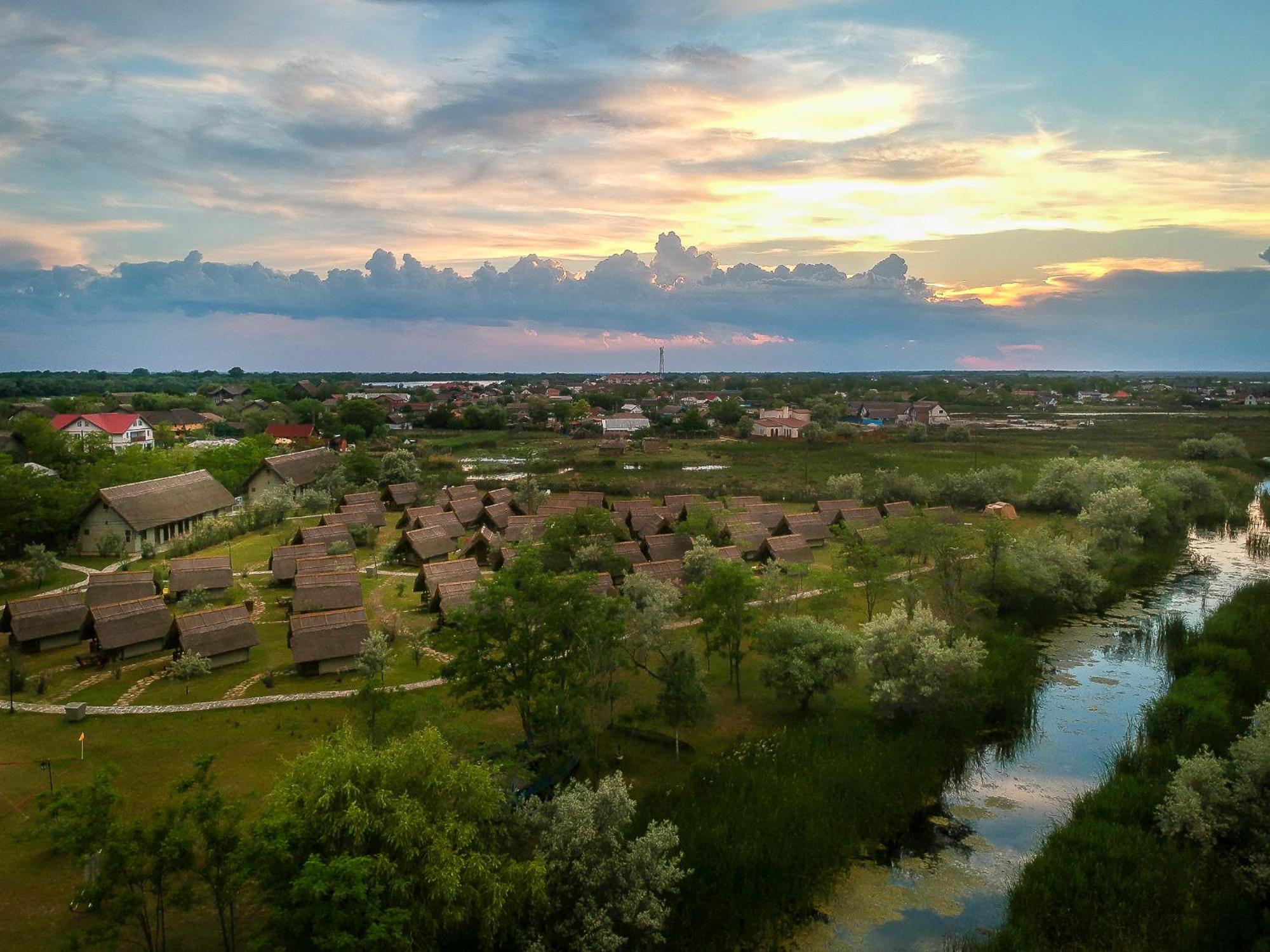 Hotel Dolphin Camping Sfântu Gheorghe Zewnętrze zdjęcie